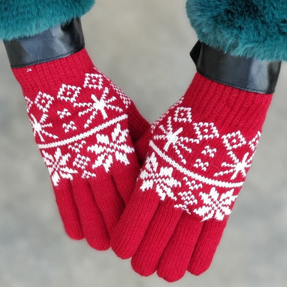 More colors Winter Knit Mittens - Picture 1 of 5